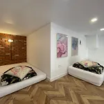 Appartamento Loft Z Antresola I Balkonem W Centrum Przystan Jednorozca Klimatyzacja Faktura *