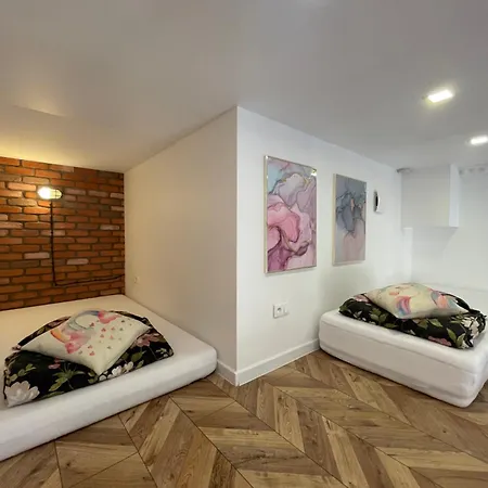 Daire Loft Z Antresola I Balkonem W Centrum Przystan Jednorozca Klimatyzacja Faktura *