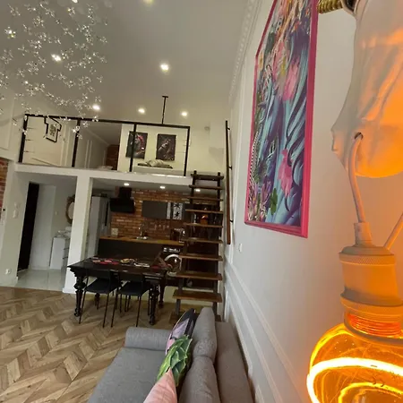 Loft Z Antresola I Balkonem W Centrum Przystan Jednorozca Klimatyzacja