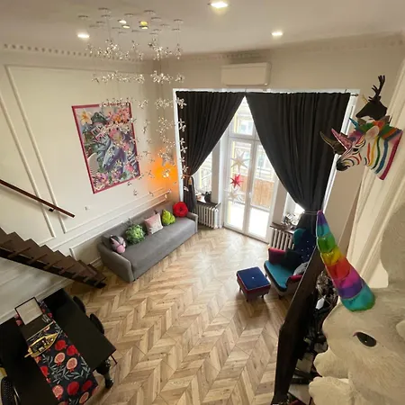 Loft Z Antresola I Balkonem W Centrum Przystan Jednorozca Klimatyzacja Appartamento *