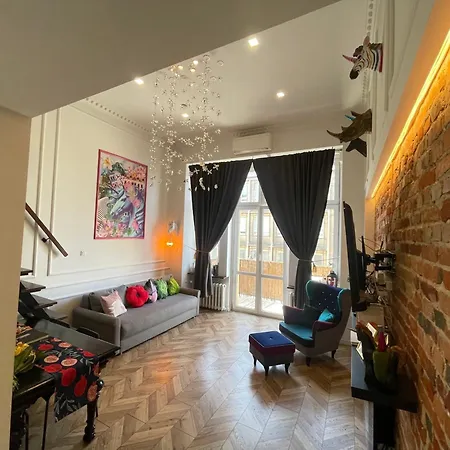 Loft Z Antresola I Balkonem W Centrum Lodzi Przystan Jednorozca Klimatyzacja Faktura * Łódź