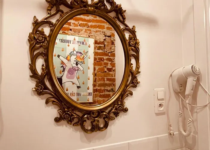 Loft Z Antresola I Balkonem W Centrum Przystan Jednorozca Klimatyzacja Appartamento Łódź