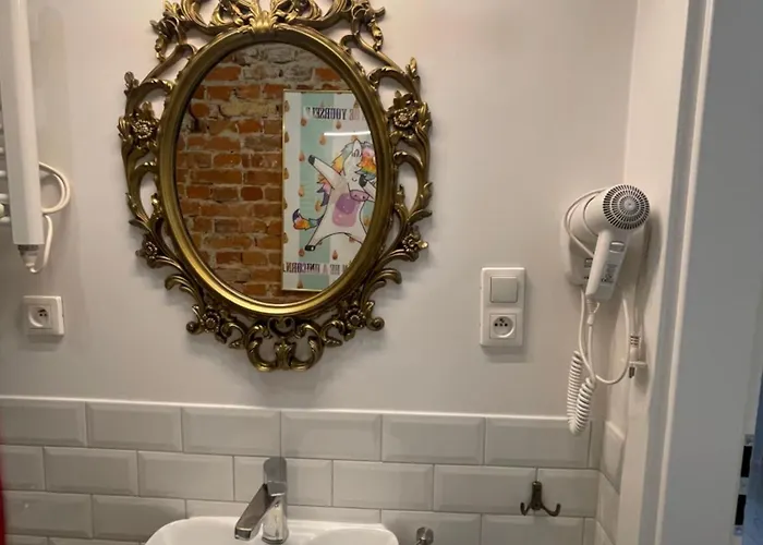 Loft Z Antresola I Balkonem W Centrum Przystan Jednorozca Klimatyzacja