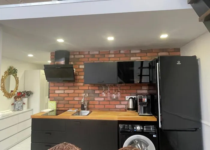 Loft Z Antresola I Balkonem W Centrum Przystan Jednorozca Klimatyzacja Appartamento *