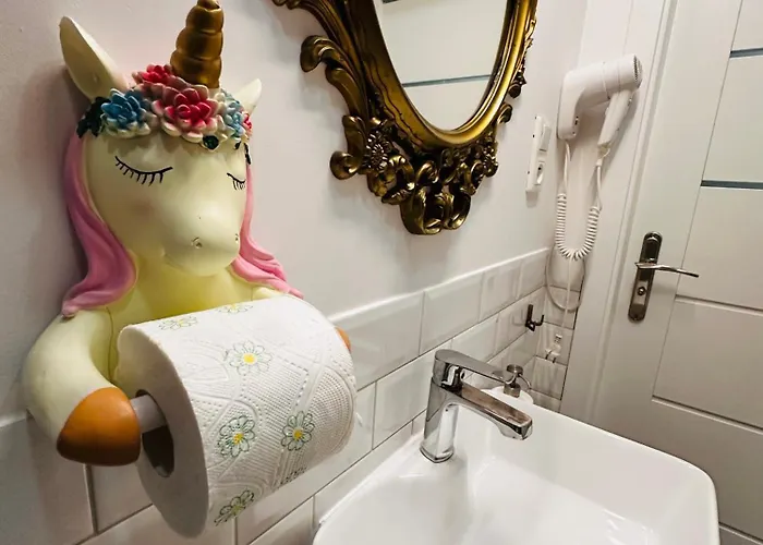 Loft Z Antresola I Balkonem W Centrum Przystan Jednorozca Klimatyzacja Appartamento Łódź