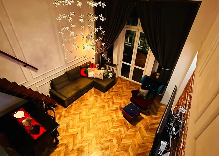 Loft Z Antresola I Balkonem W Centrum Przystan Jednorozca Klimatyzacja Appartamento