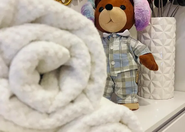 Loft Z Antresola I Balkonem W Centrum Przystan Jednorozca Klimatyzacja Appartamento *