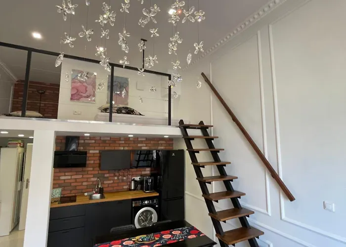 Loft Z Antresola I Balkonem W Centrum Przystan Jednorozca Klimatyzacja Apartamento *